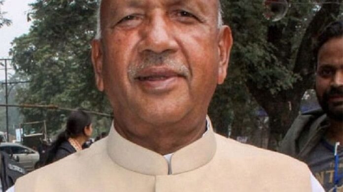 Arrest warrant against Independent MLA Saryu Roy for not being present in court in defamation case