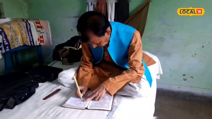 हास्य कविता से खुश होकर लालू यादव ने इस शख्स को दे दी थी नौकरी, यहां कर रहे जॉब