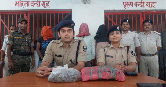 नेपाल से गांजा लाकर करते थे सप्लाई, महिला समेत तीन लोग गिरफ्तार