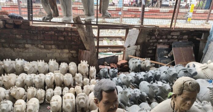 Patna: तस्वीरों को हुबहू मार्बल की मूर्तियों में जीवंत कर देते हैं ये मूर्तिकार