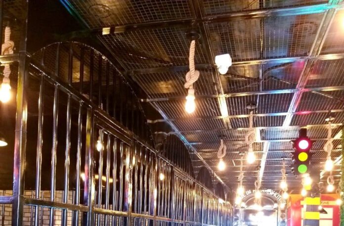 रांची के 'जेल' में आप भी खा सकते खाना, पुलिस लेती ऑर्डर और कैदी करता है सर्व