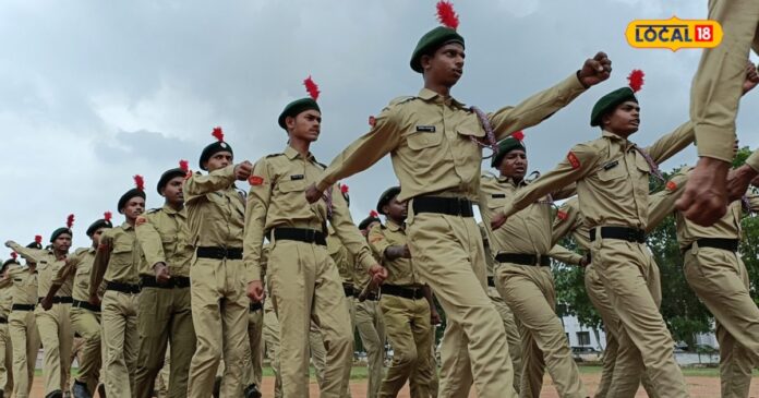 विनोबा भावे विश्वविद्यालय परिसर में चल रहा NCC का कैंप