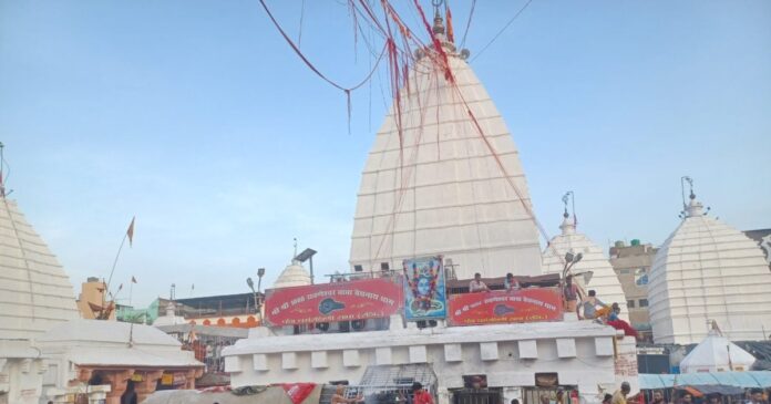 कल रखा जाएगा सावन मास का शिवरात्रि व्रत, देवघर के ज्योतिषी से जानें पूजा विधि