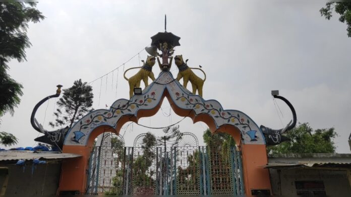 बिहार में यहां भगवान के साथ भक्त की होती है पूजा, जानिए इसके पीछे की रोचक कहानी