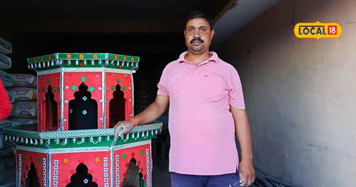 हजारीबाग का यह परिवार, हिंदू होकर 4 पीढ़ियों से उठा रहा है ताजिया 