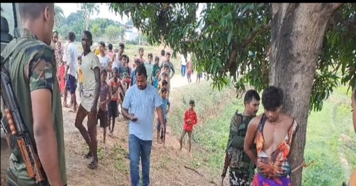 पड़ोसी की बीवी से दिल लगाना बना जानलेवा, पति ने पहले घर बुलाया फिर कुल्हाड़ी से काट डाला