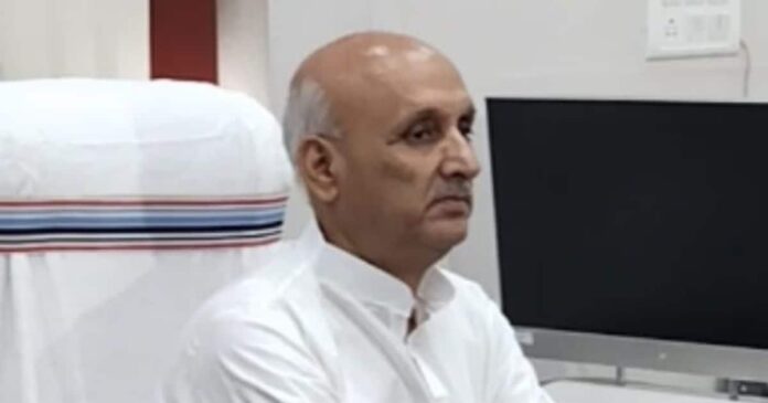 20 दिन से अपने ही विभाग के ऑफिस नहीं जा रहे बिहार के शिक्षा मंत्री चंद्रशेखर, कहीं ये वजह तो नहीं?