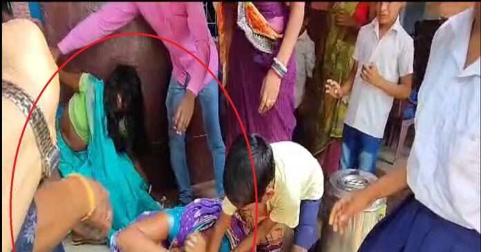 Viral Video: दो बच्चों के झगड़े के बाद दादियों के बीच फाइटिंग का वीडियो वायरल