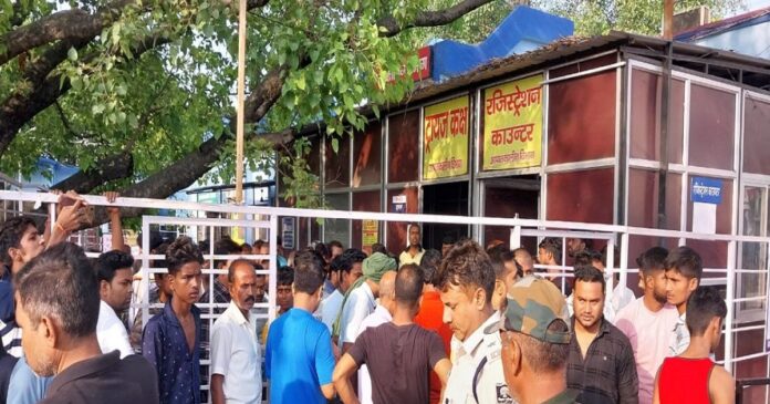 बाइक पर आए अपराधियों ने राजद कार्यकर्ता को सरेआम गोली मारी, गोपालगंज में दहशत!