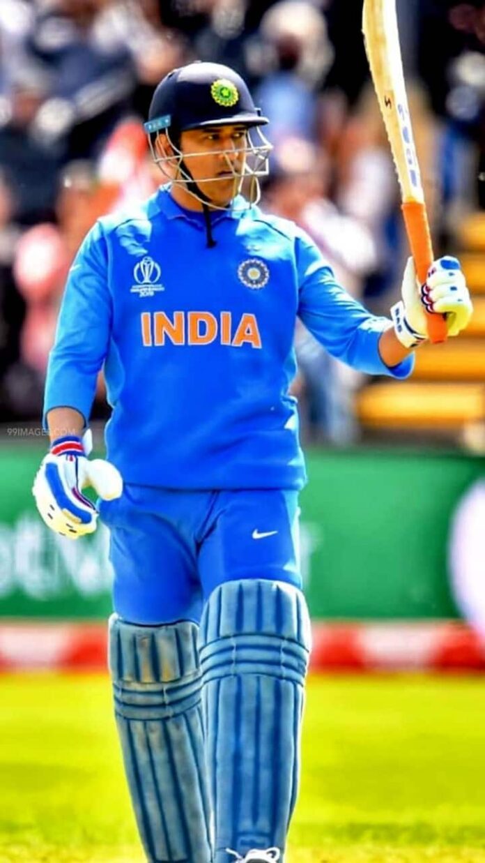 MS Dhoni का जॉब लेटर बना, सोशल मीडिया पर चर्चा का विषय | Sports LIVE