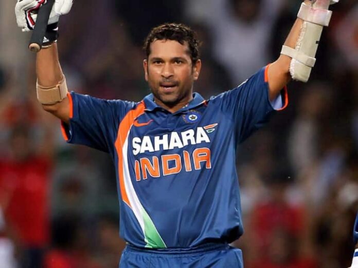 क्यों सचिन तेंदुलकर ने 2003 का वर्ल्ड कप अंडरवियर में टिशूपपेर डालकर खेला?