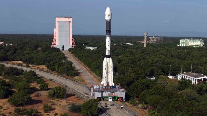 Chandrayaan 3 Launch: चंद्रयान-3 लॉन्च के लिए ISRO ने कसी कमर, 13 जुलाई को GSLV Mark 3 रॉकेट रचेगा इतिहास!
