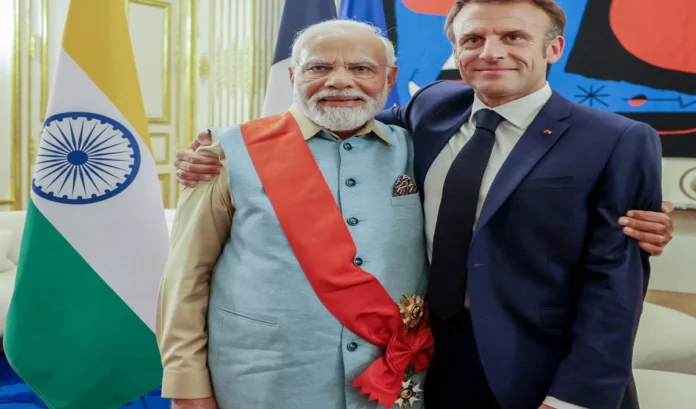 PM Modi award