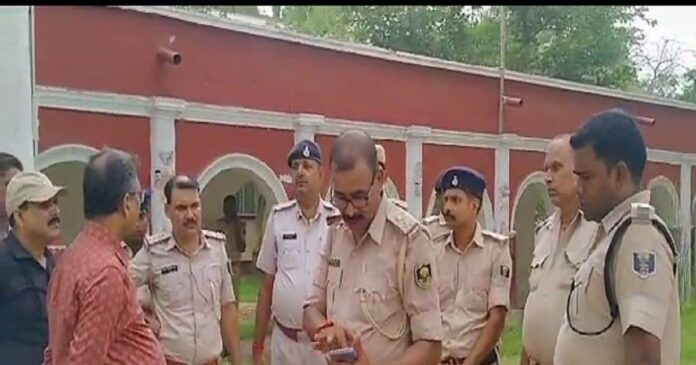 दिनदहाड़े फायरिंग और बम ब्लास्ट की घटना से थर्राया पटना कॉलेज, दो छात्रों को लगी गोलियां