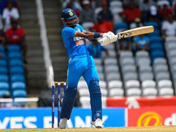 IND vs WI: भारत ने वनडे क्रिकेट में सबसे ज्यादा बार छुआ है 300 रनों का आंकड़ा, जानें बाकी...