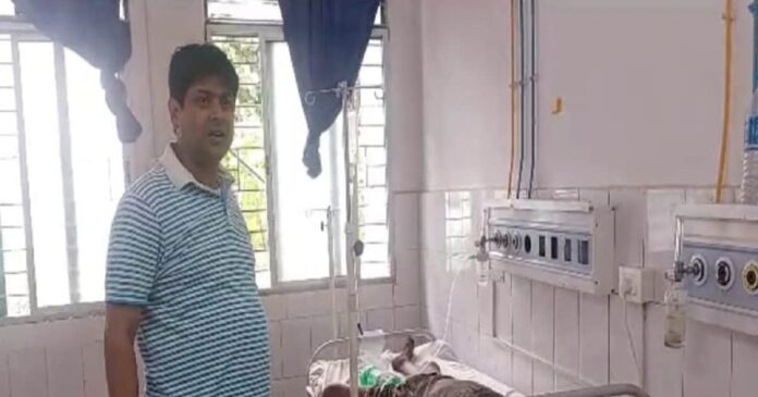 OMG! बिहार में मरीज को यूरिन बैग की जगह लगा दी कोल्ड ड्रिंक की बोतल, तस्वीरें वायरल