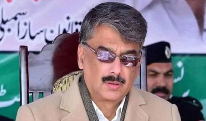  Anwar ul Haq 