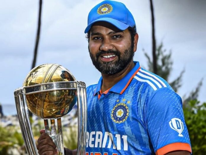 World Cup 2023: वर्ल्ड कप ट्रॉफी हाथ में लेकर रोहित शर्मा ने भरी हुंकार, कहा- हम 12 साल बाद फिर